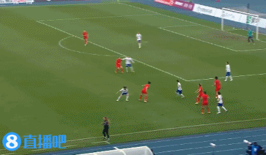 半场-张馨、邵子钦破门智杰失良机 中国女足2-0乌兹别克斯坦